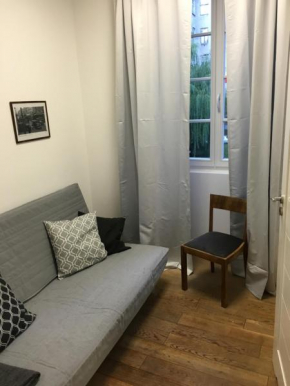 Отель Cichy Apartament na Nowym Świecie  Варшава